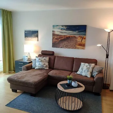 Luv-und-lee-apartment-60 *